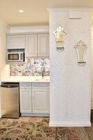 奢华套房 | 起居区 | 液晶电视