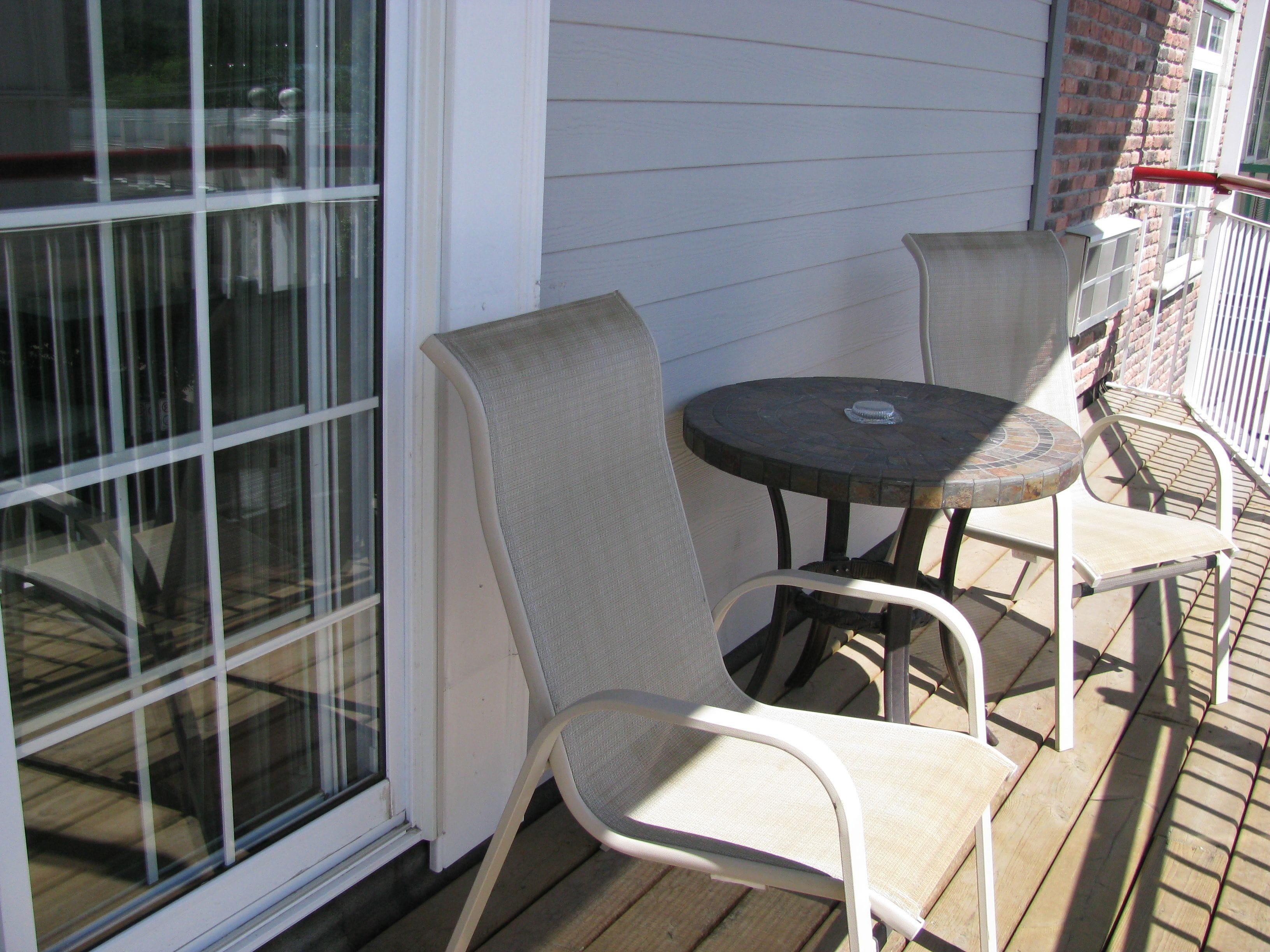 luxury suite | balcony