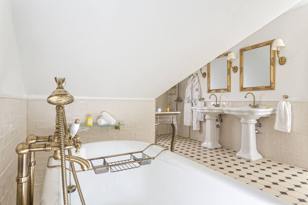 junior suite | 1 bedroom, in-room safe, desk, blackout curtains