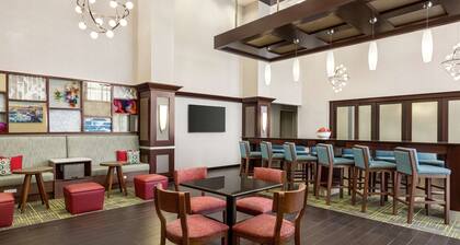 Hampton Inn & Suites York South