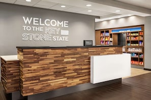 Reception - Hampton Inn & Suites York South (York)