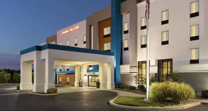 Hampton Inn & Suites York South