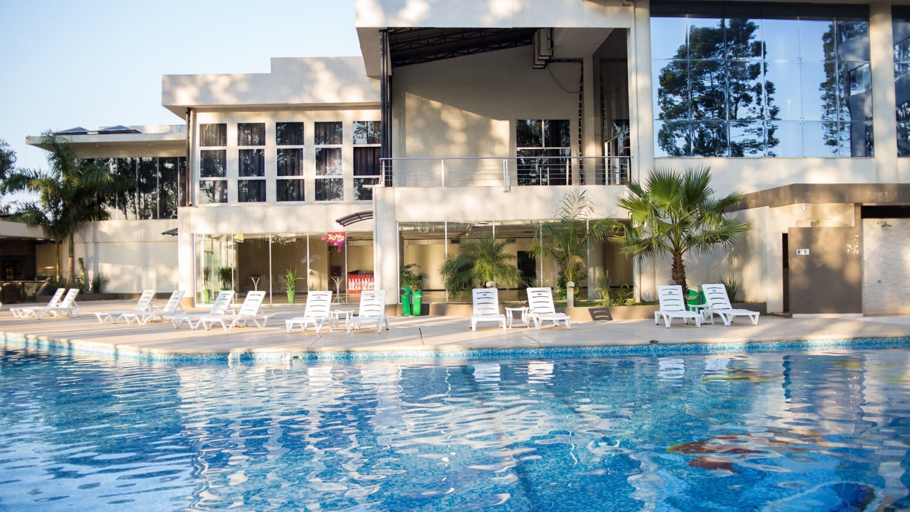 outdoor pool, free pool cabanas, pool umbrellas