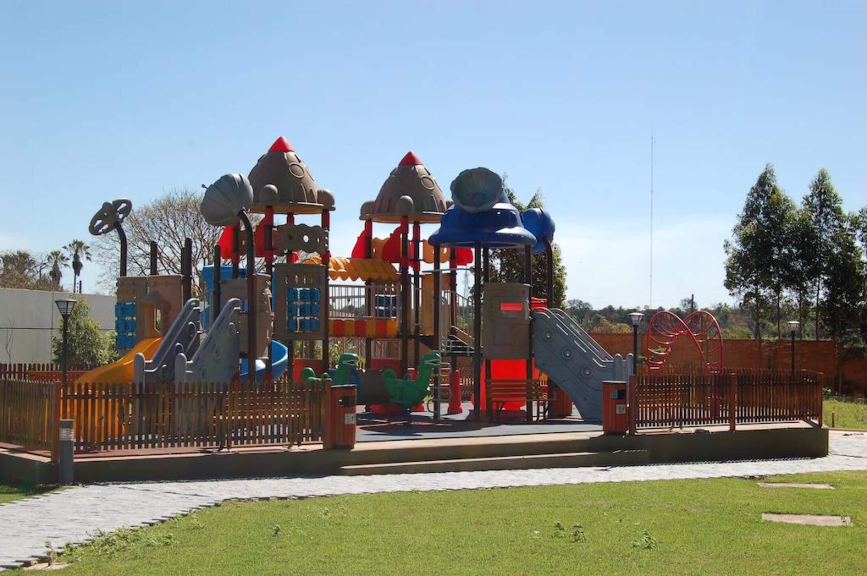children’s play area – outdoor