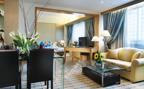 Minibar, in-room safe, individually furnished, desk