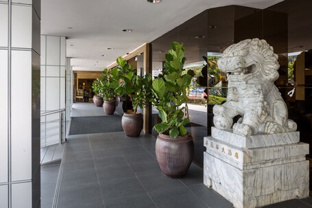 Hotel Miramar Singapore - Image 8
