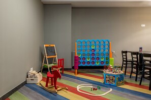Children's play area - indoor - a&o München Laim - Hostel (Munich)