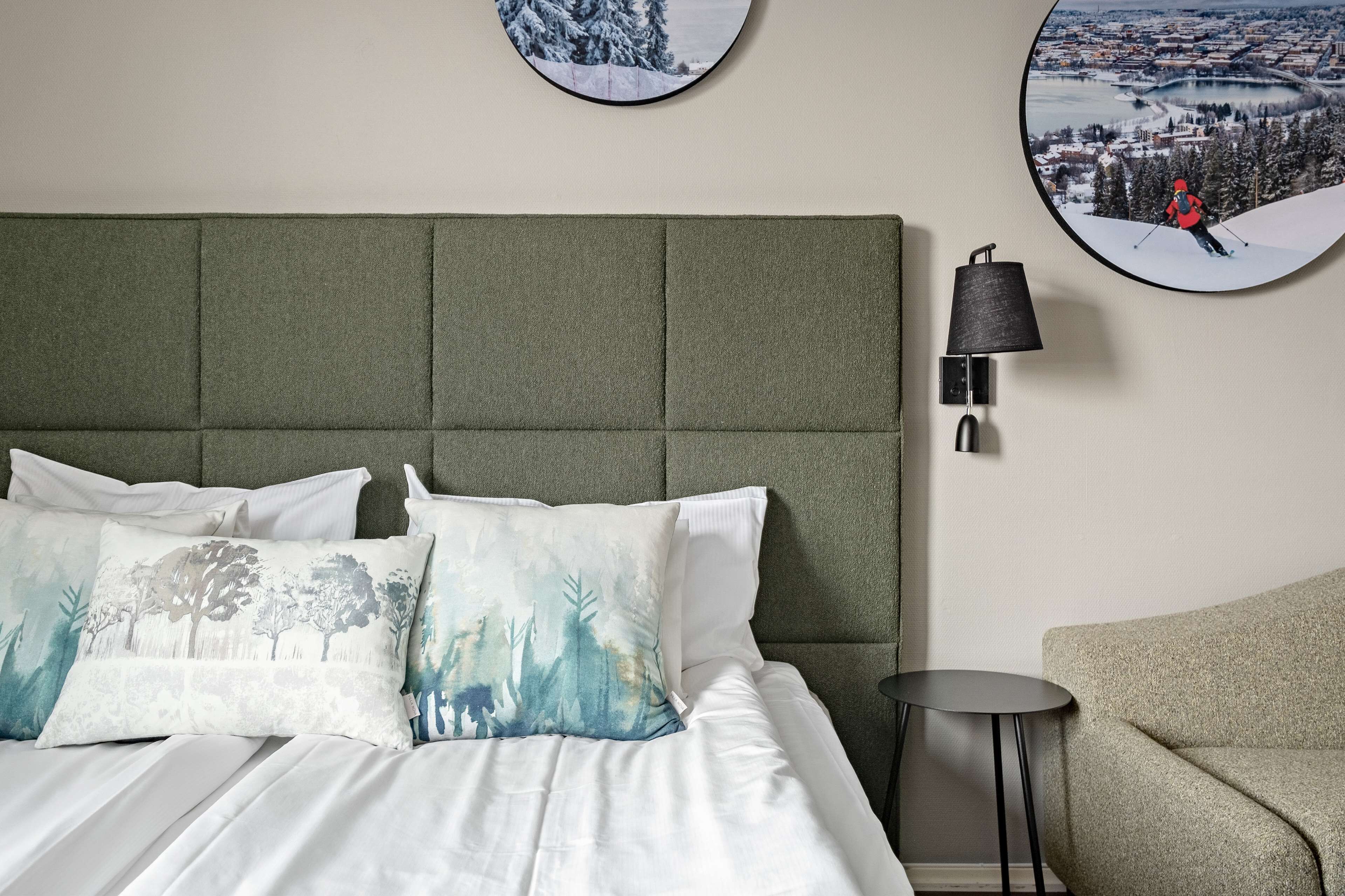 1 bedroom, premium bedding, desk, free wifi