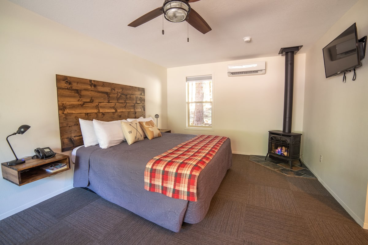Ferienhütte, 1 King-Bett, Kamin