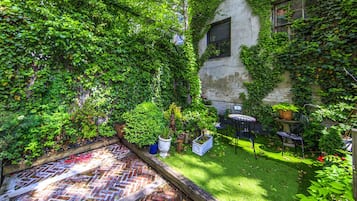 Deluxe Studio Suite | Property grounds