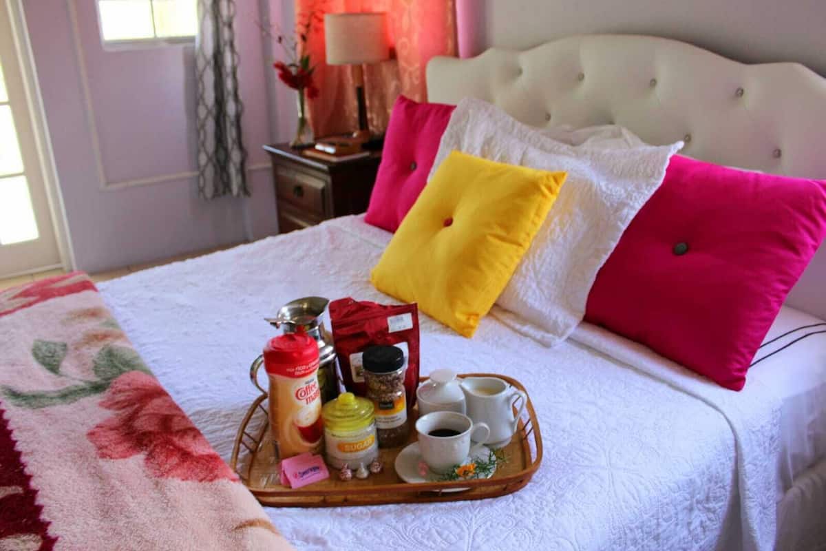 Social Suite | 2 Schlafzimmer, hochwertige Bettwaren, Daunenbettdecken