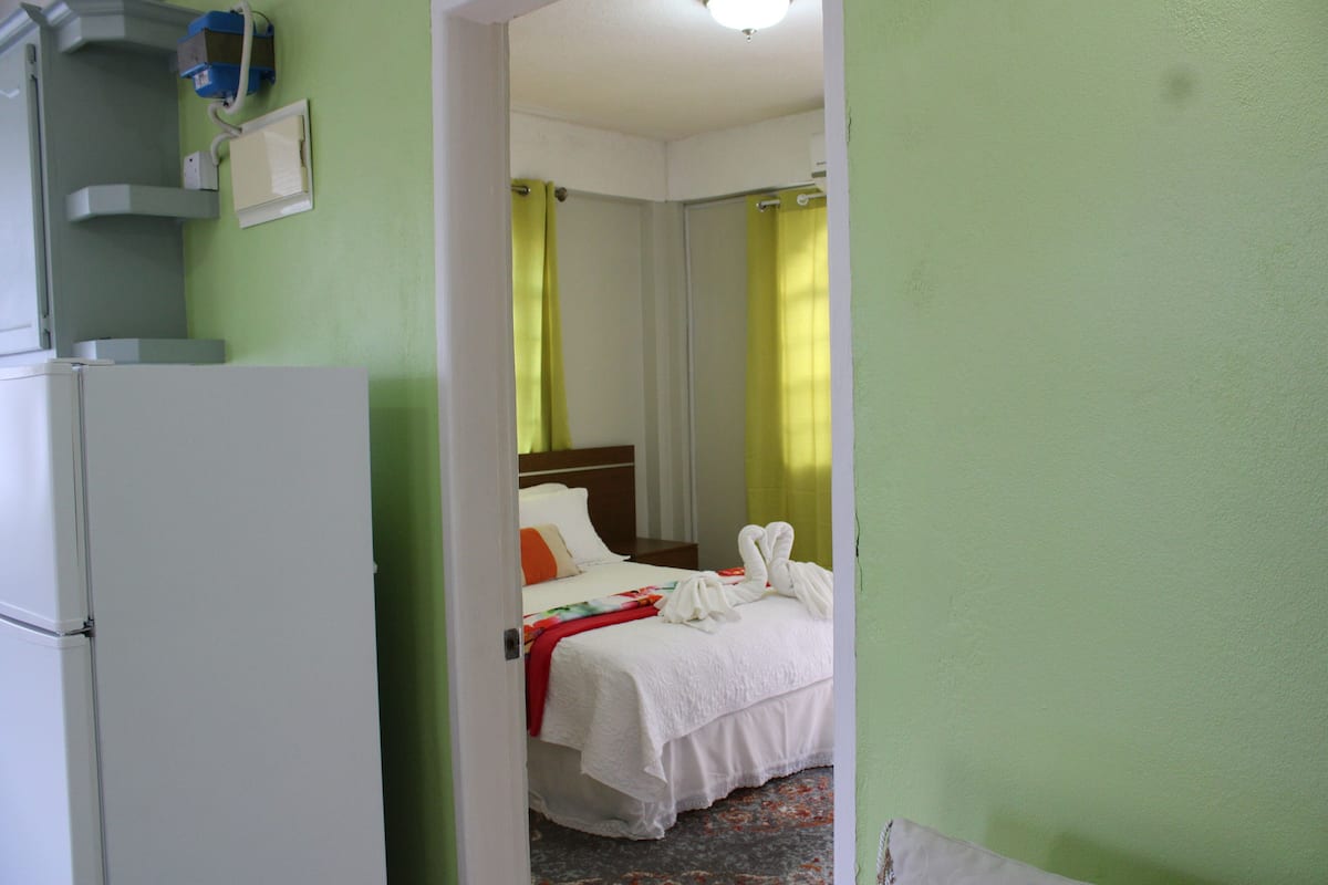 Economy-Einzelzimmer | 2 Schlafzimmer, hochwertige Bettwaren, Daunenbettdecken