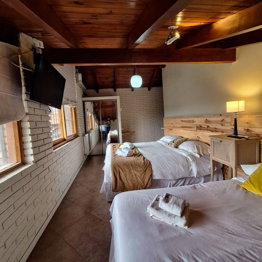 standard quadruple room | minibar, in-room safe, individually decorated, cots/infant beds