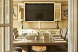 Meeting facility - The Royal Oak (Thatcham)
