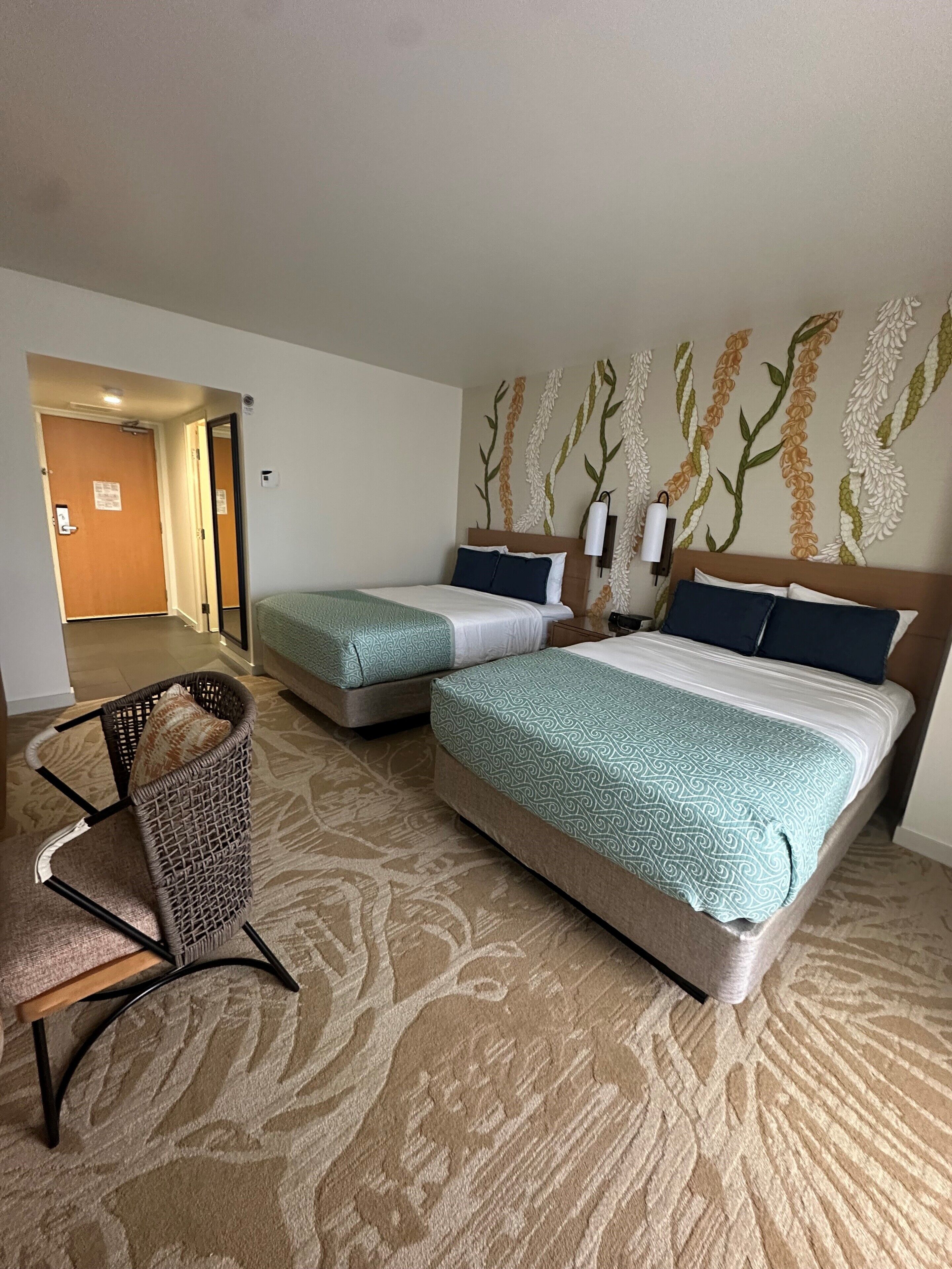 Chambre Supérieure, vue océan (Waikiki Tower) | Bureau, rideaux occultants, fer et planche à repasser, Wi-Fi gratuit