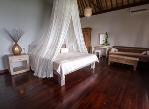 Suite with Ocean View