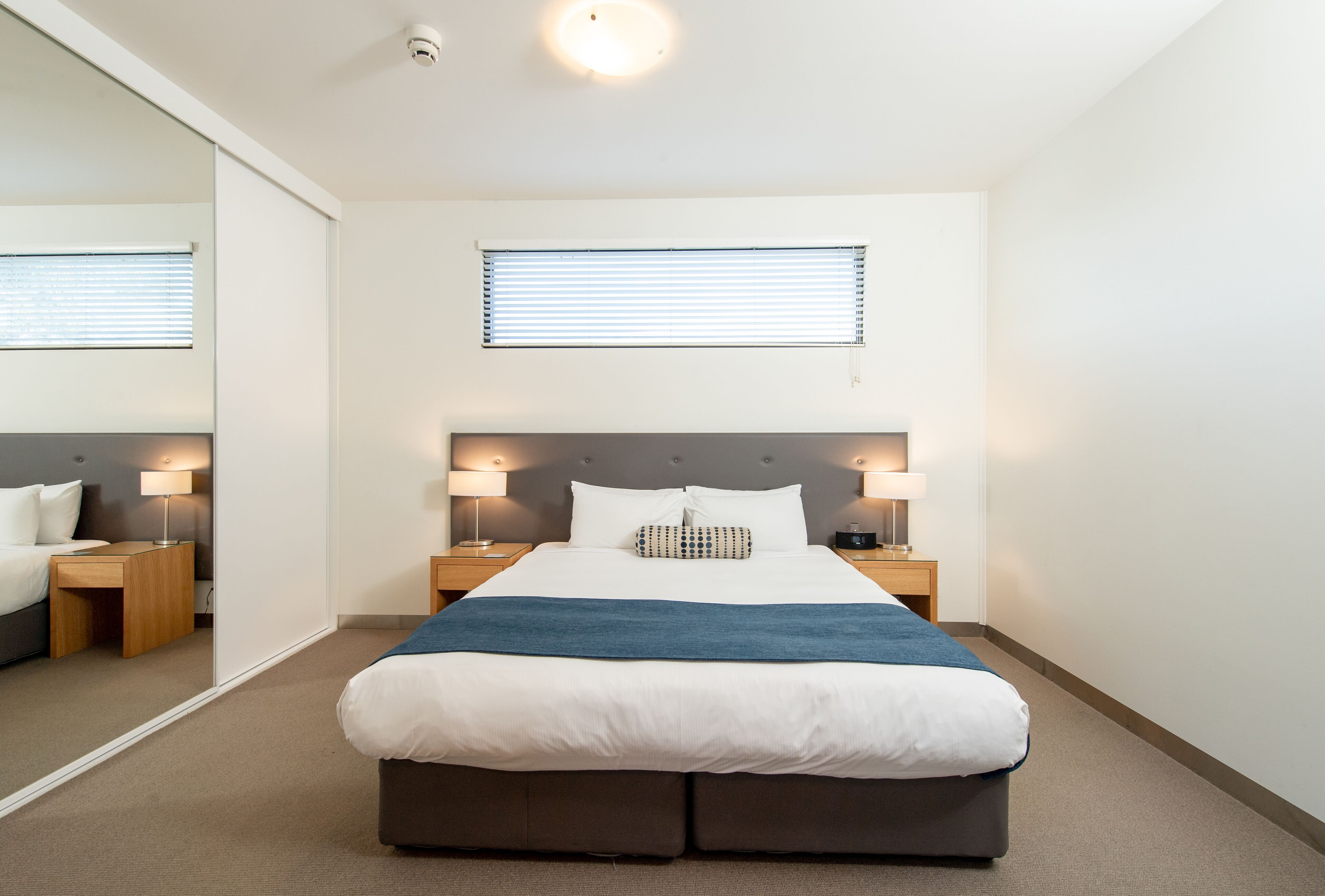 executive suite | in-room safe, iron/ironing board, free wifi, bed sheets