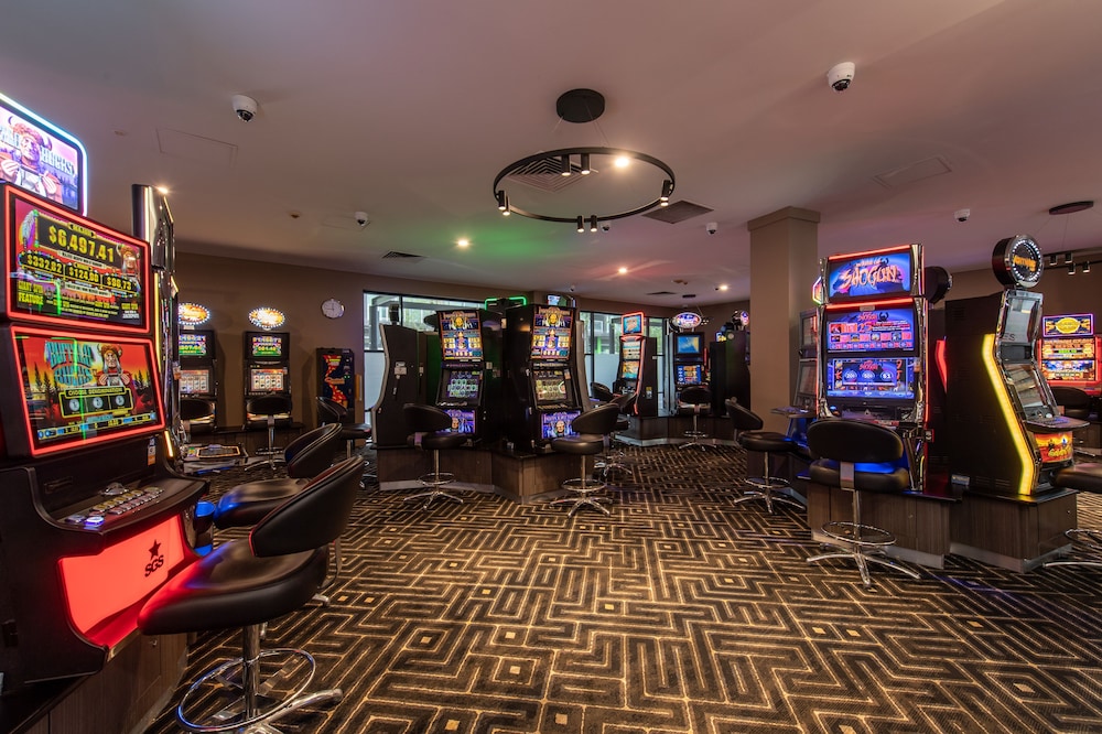 Mawson Lakes Hotel by null