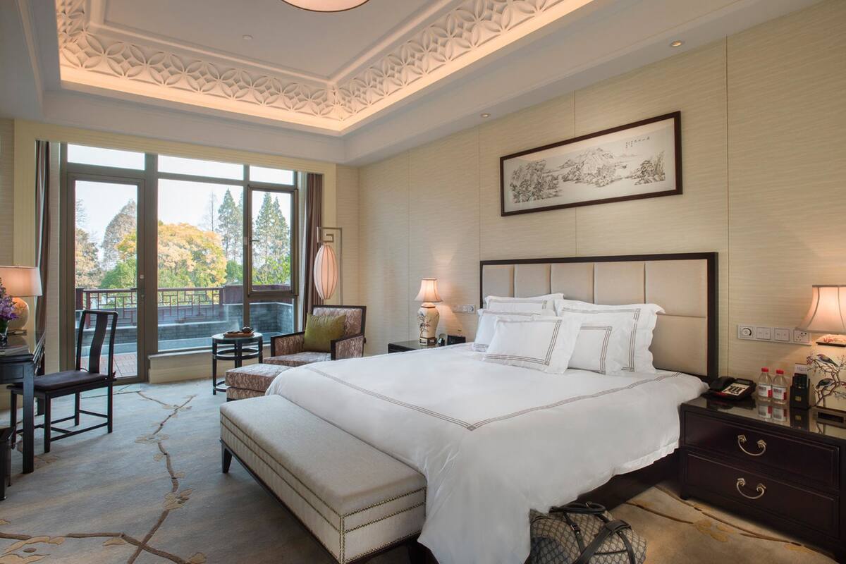 Qingyi Room in Building No.7(King Bed)