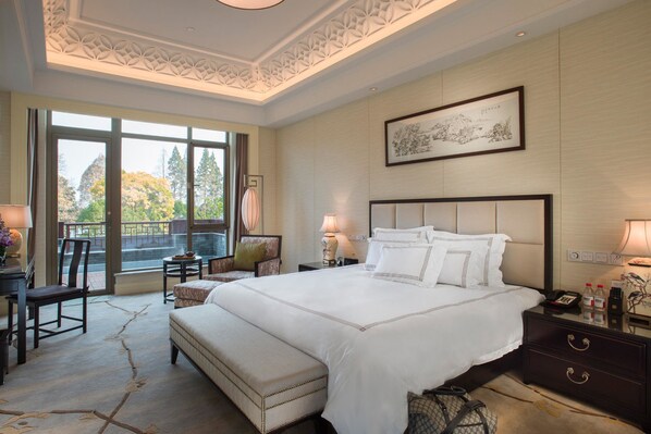 Qingyi Room in Building No.7(King Bed)