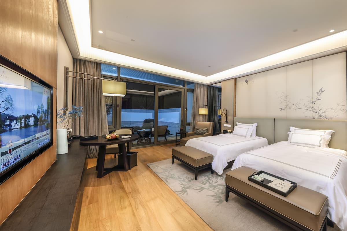 Courtyard View Room (Twin Beds) in Building No.8