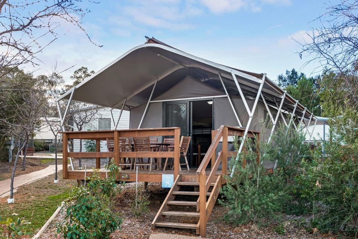 Deluxe Safari Tent - Sleeps 6 | Terrace/patio