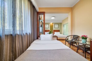 In-room safe, desk, laptop workspace, blackout curtains