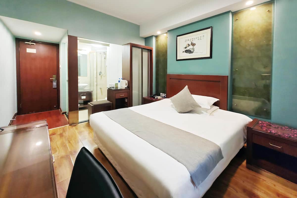 In-room safe, desk, laptop workspace, blackout curtains