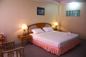 In-room safe, desk, rollaway beds, free WiFi