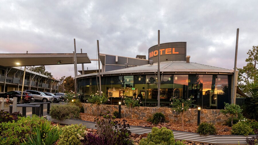 Station Motel Parkes