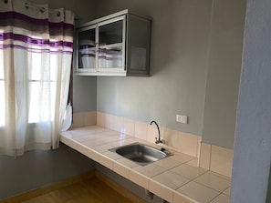Standard Twin Room | Minibar, in-room safe, desk, free WiFi - Green Beach Pattaya (Pattaya)