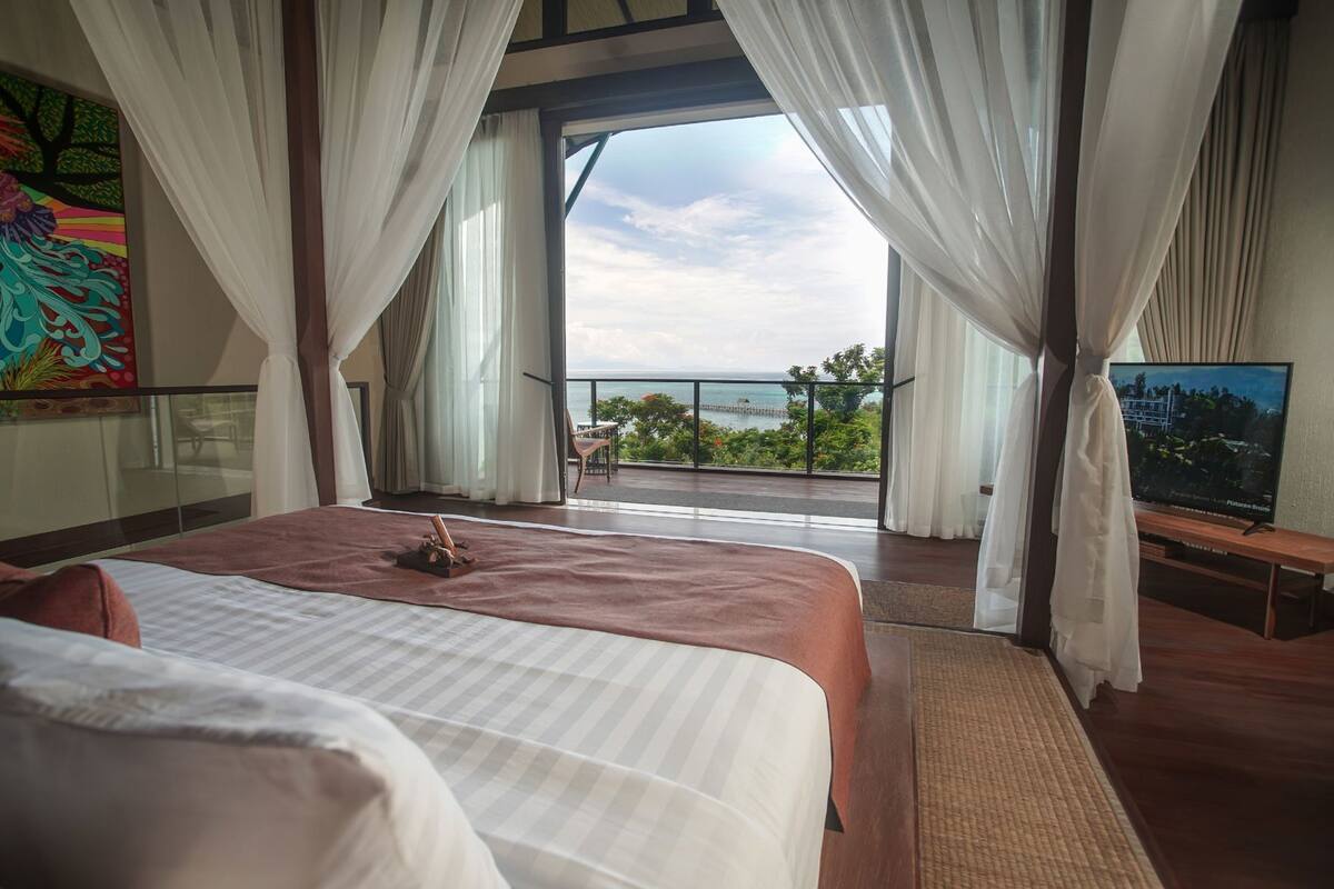 Literie de qualité, minibar, coffre-fort, bureau