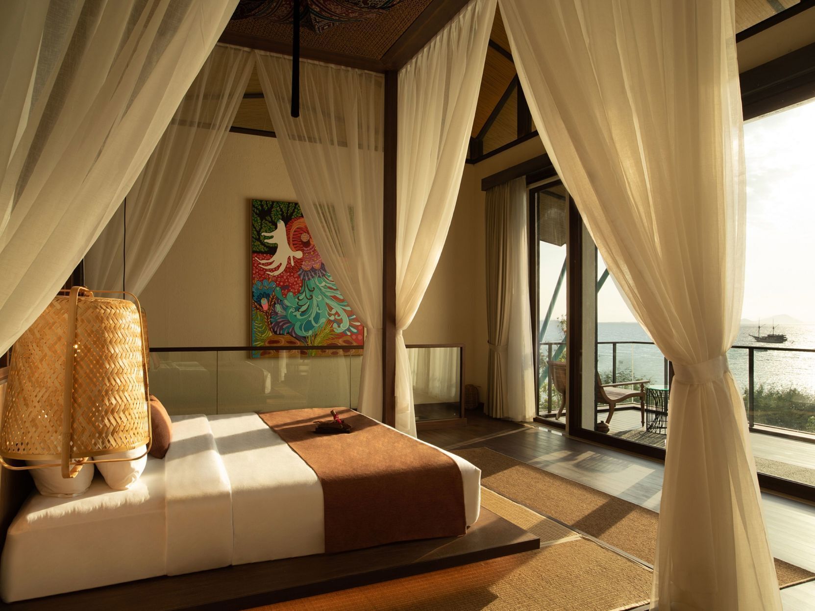 Literie de qualité, minibar, coffre-fort, bureau