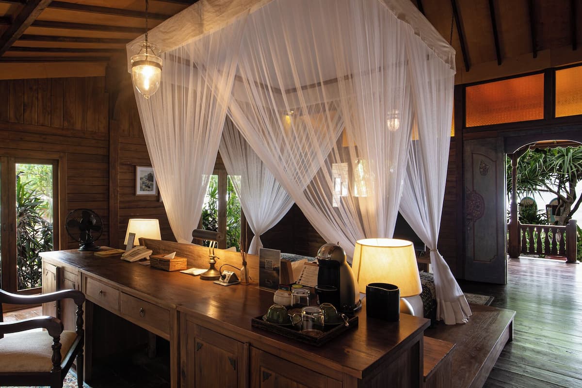 Traditional Villa, Denize Sıfır (Limasan Beach Front Residence) | 1 yatak odası, kaliteli yatak takımı, minibar, odada kasa