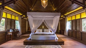 1 Schlafzimmer, hochwertige Bettwaren, Minibar, Zimmersafe