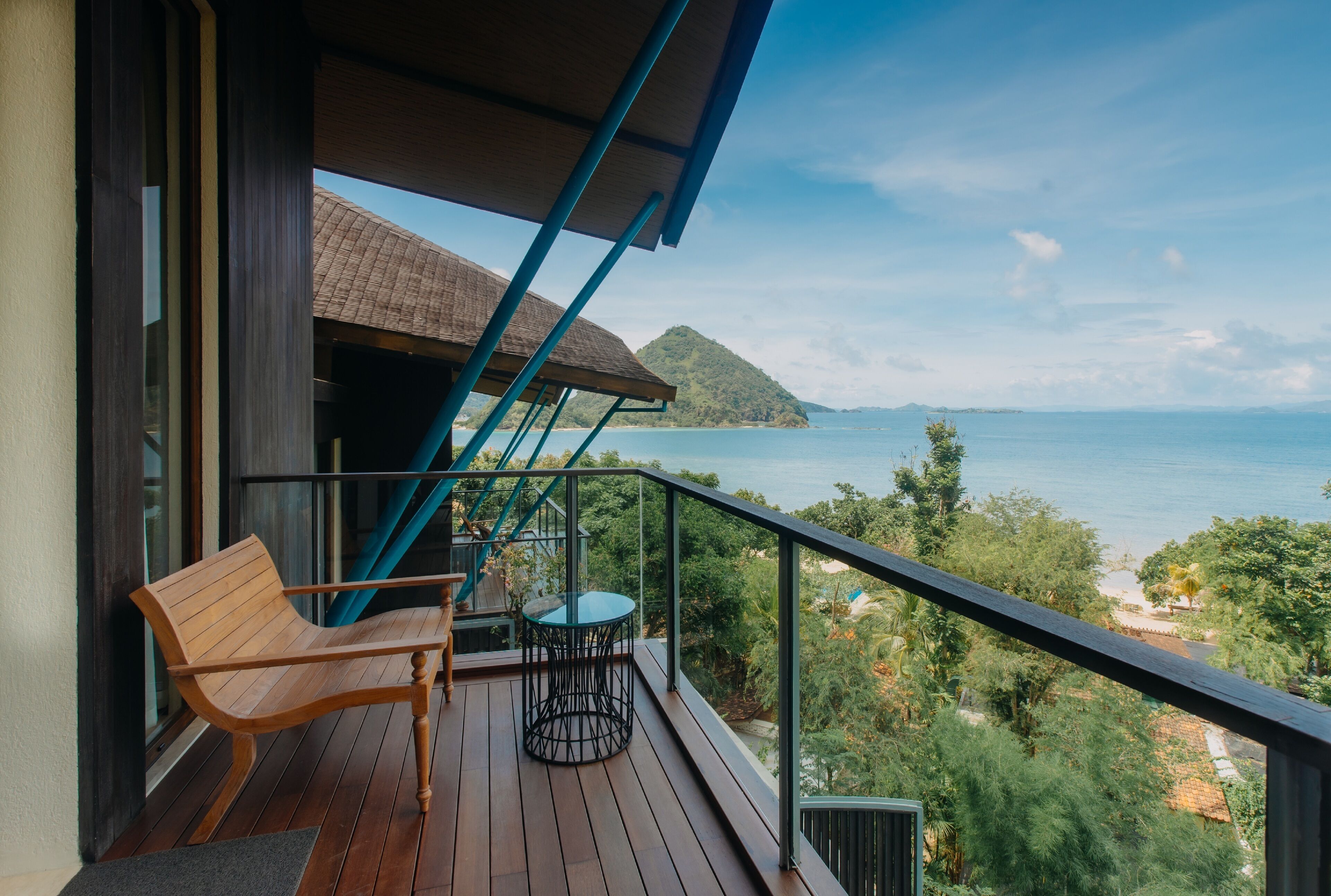 Romantisk villa, privat basseng (Hanging Pool Residence) | Terrasse/patio