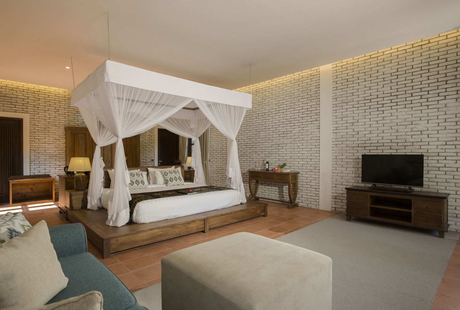 Literie de qualité, minibar, coffre-fort, bureau