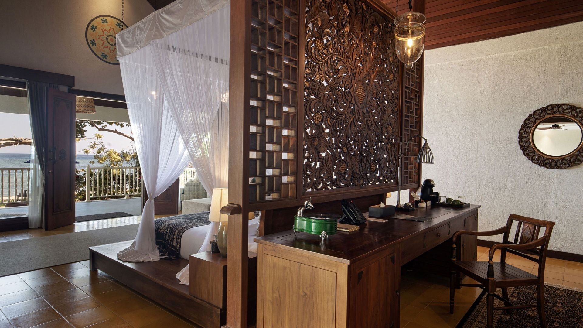 Literie de qualité, minibar, coffre-fort, bureau