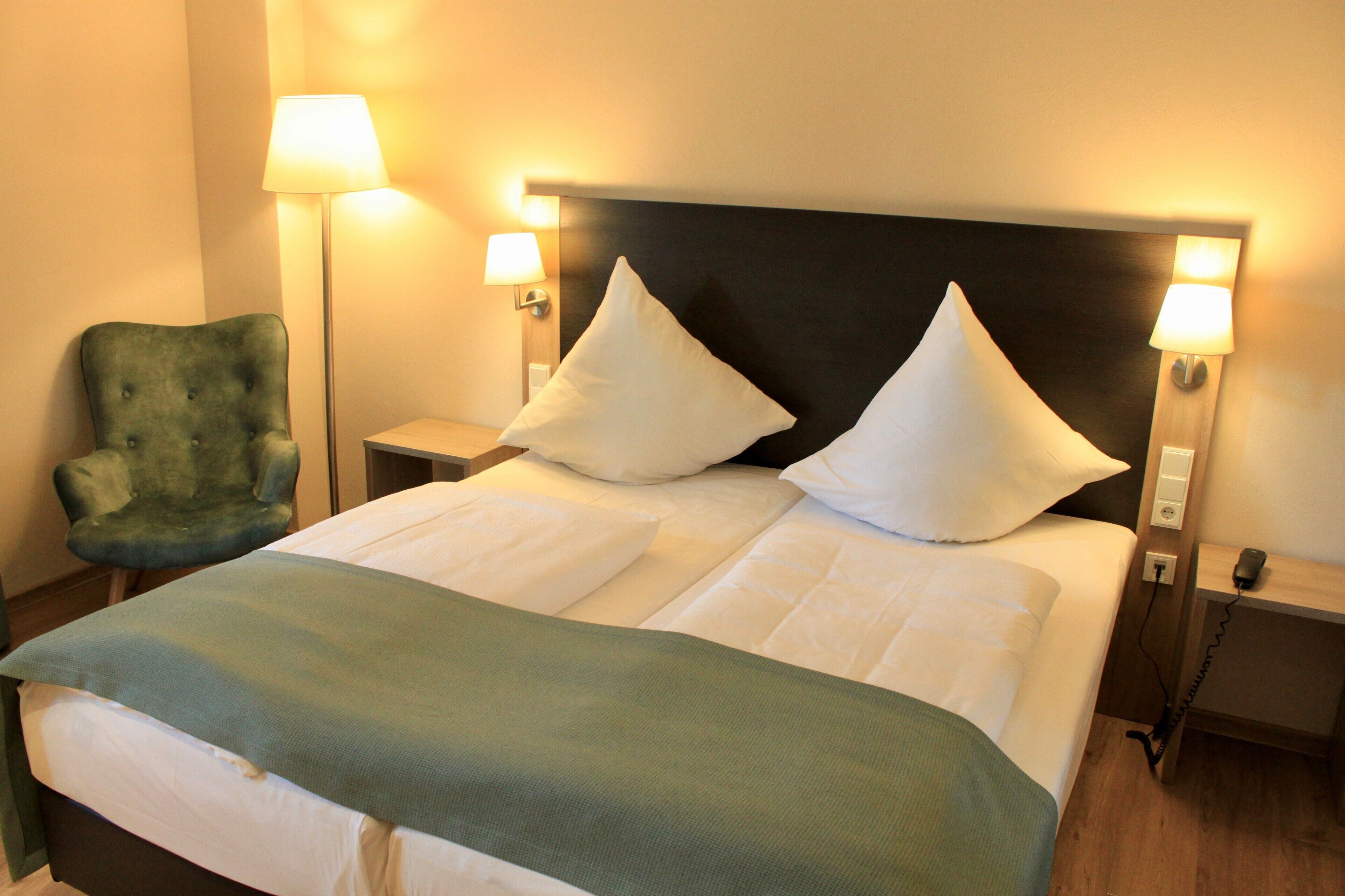 comfort double room | 1 bedroom, individually furnished, soundproofing, free wifi