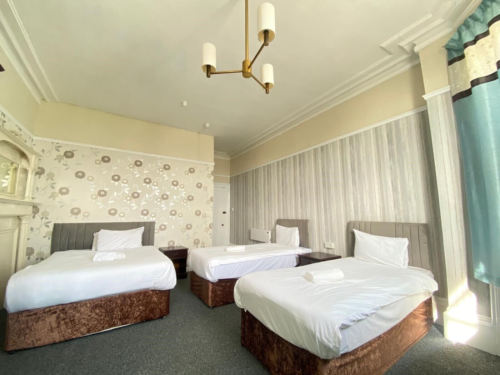 Family Room | Soundproofing, free WiFi, bed sheets