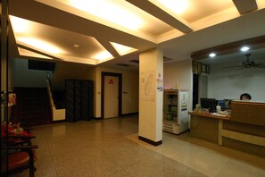 Lobby - King Town Hotel (Luodong)