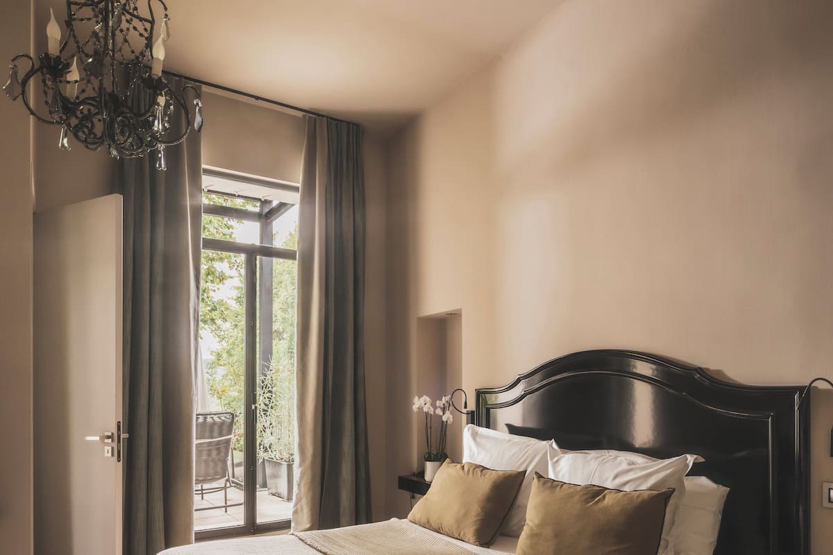 Suite Signature Saint-Estève, free spa access