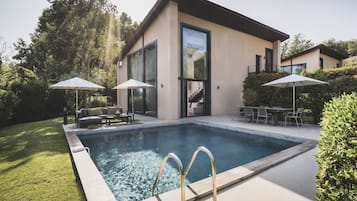 Luxe villa, 3 slaapkamers | Exterieur