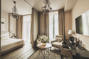 Junior-Suite, 1 Queen-Bett | Wohnbereich