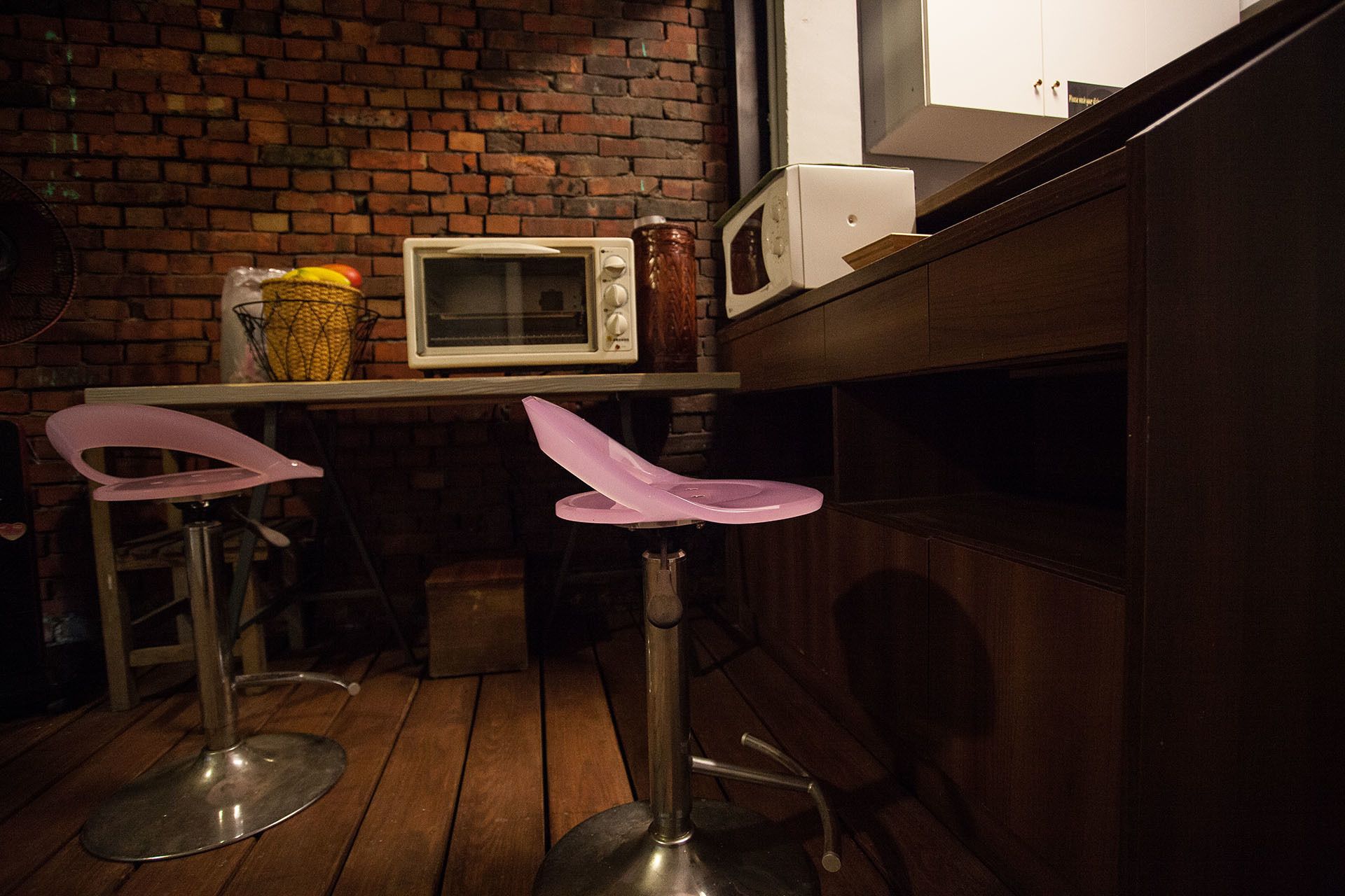 Triple Room, Shared Bathroom | Breakfast area