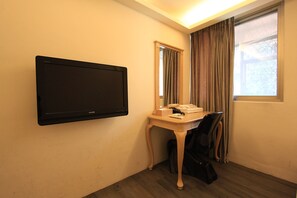 Habitación con 2 camas individuales | Edredones de plumas, colchones viscoelásticos, decoración individual