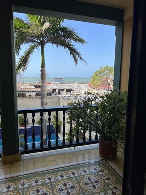 Premium bedding, minibar, in-room safe, individually decorated - Hotel Boutique Castillo Ines Maria (Cartagena)