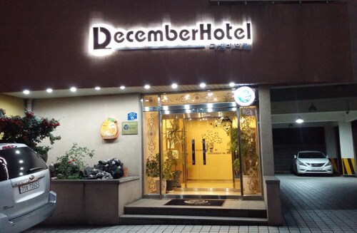 December Hotel