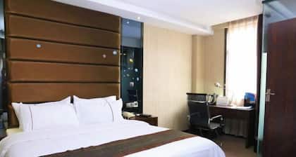 Liwan International Hotel