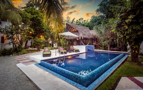2 outdoor pools, open 9:00 AM to 10:00 PM, free cabanas, pool umbrellas. Villas El Encanto Cozumel